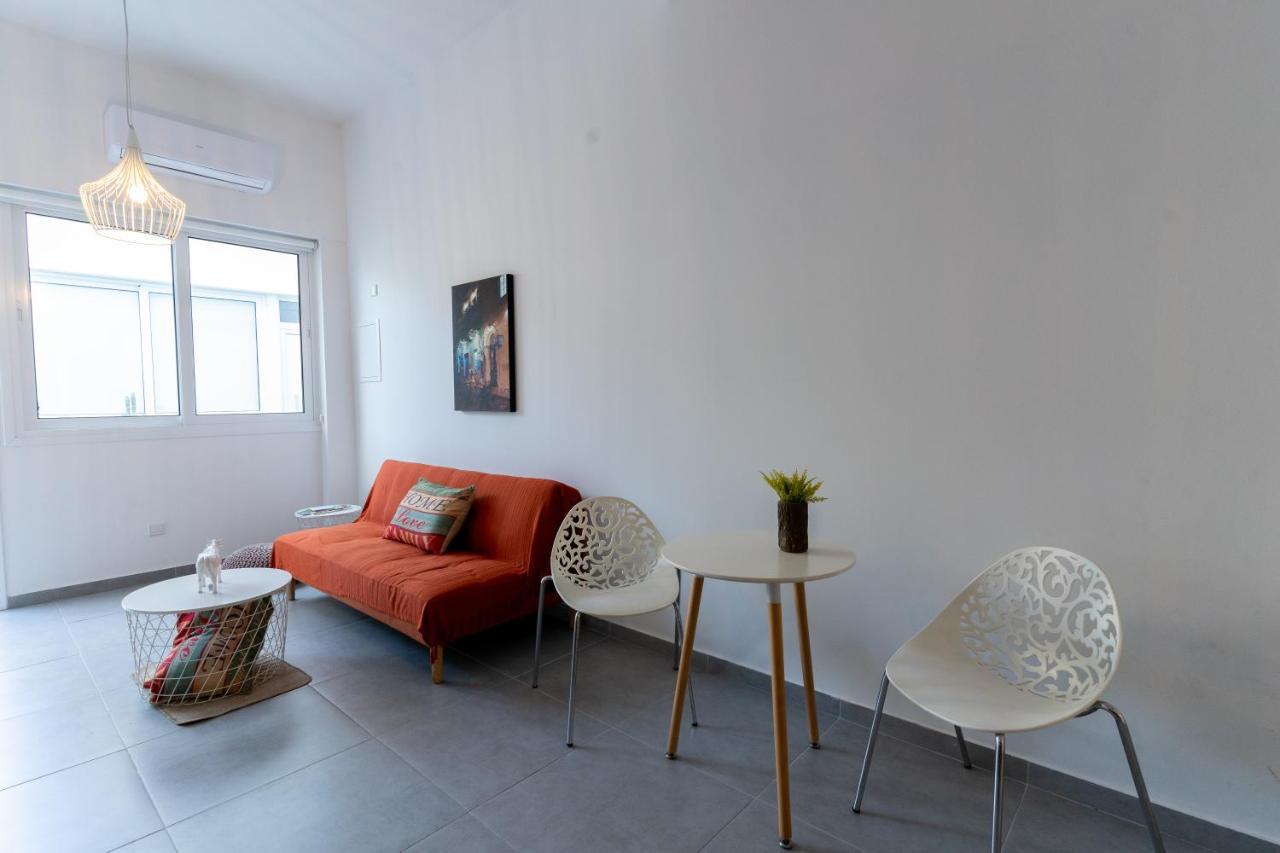 Prima Gardens City Studios Ларнака Екстериор снимка